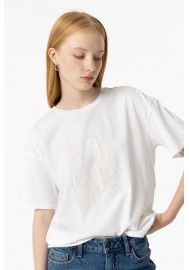 Camiseta Combinada con Bordado
